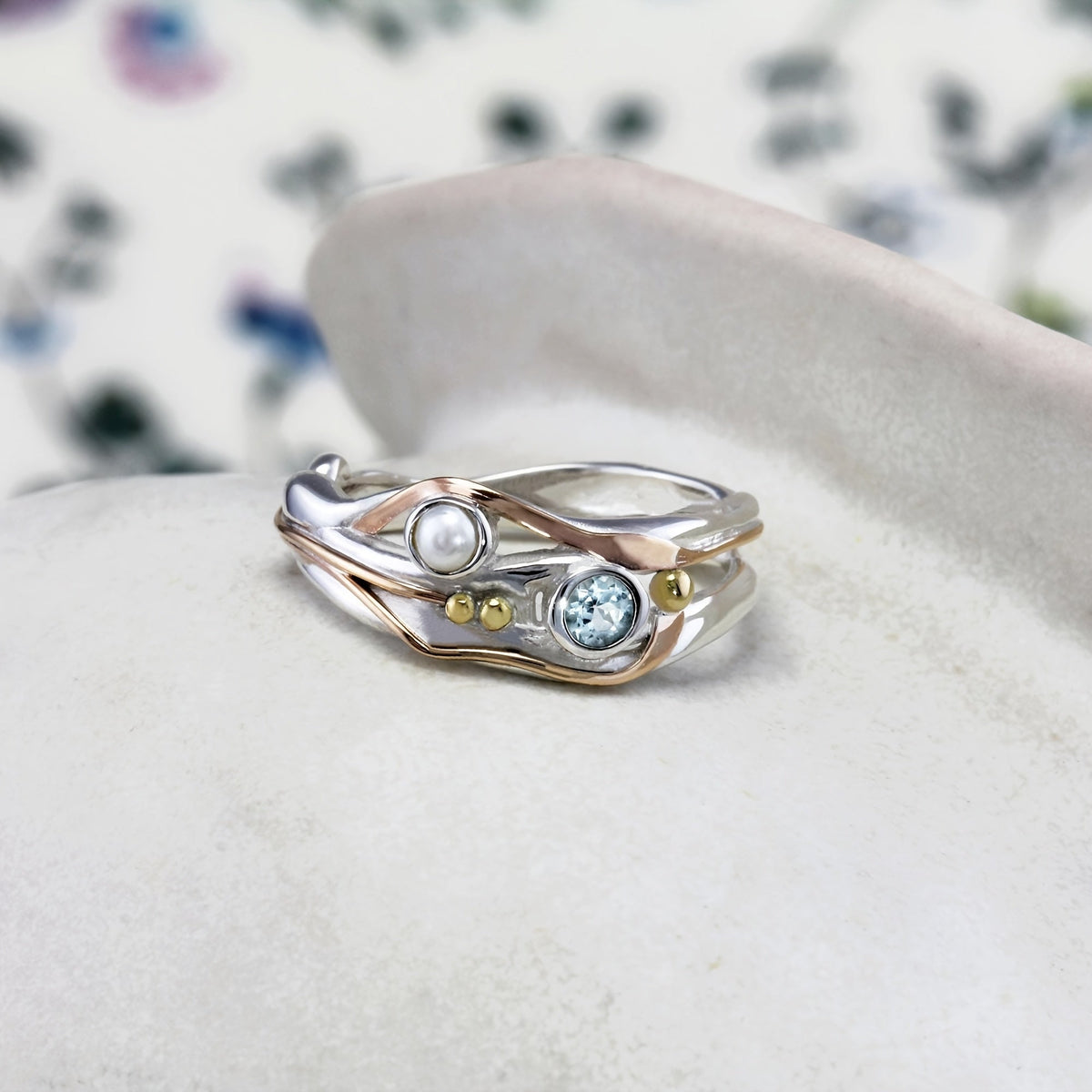 Minimalist Luxe Zirconia Ring